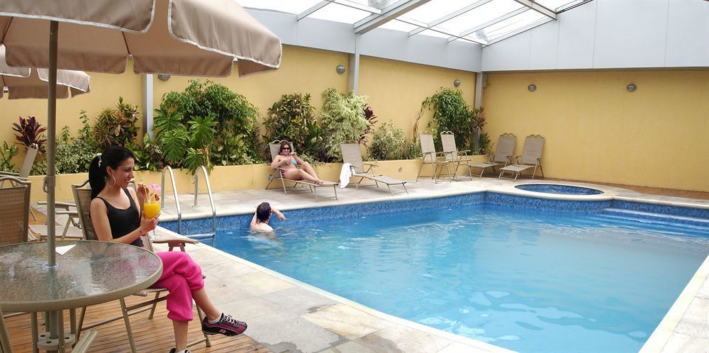 Hotel Emperador Ambato